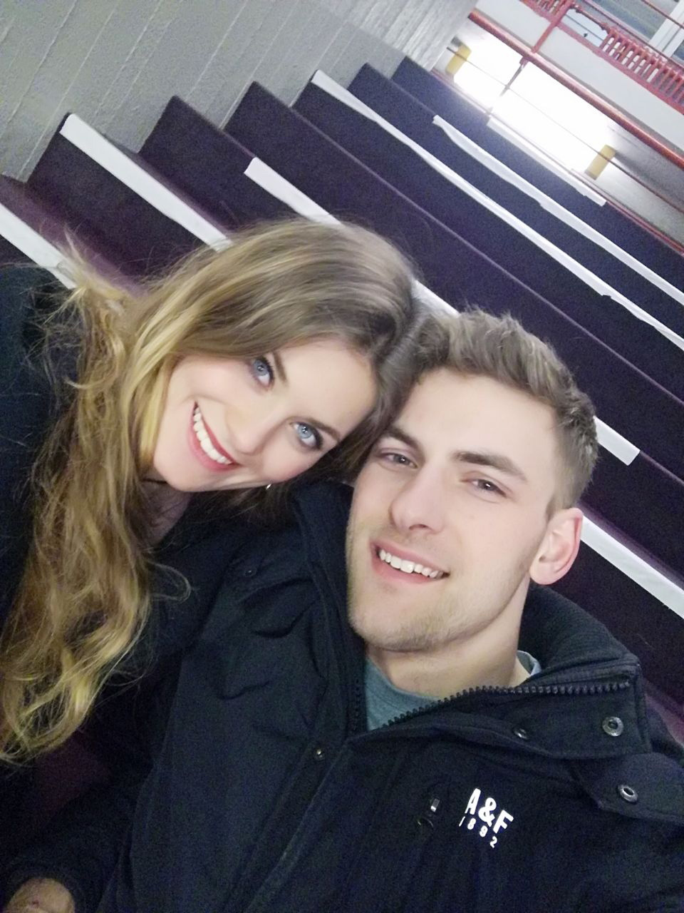 Lesertester Lea Pfoth und Daniel Markwart.