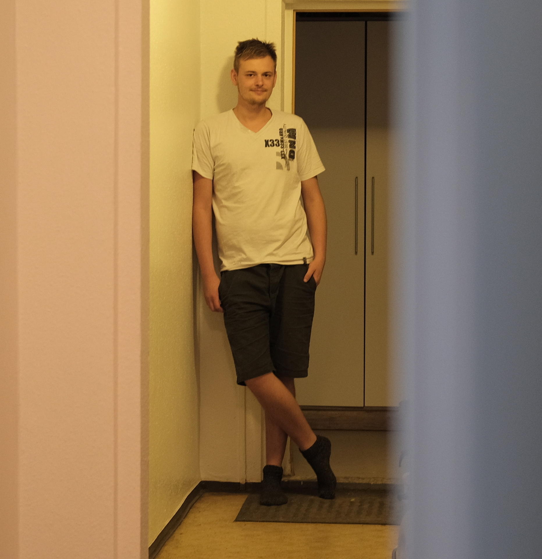 Steven K. hatte ein Paket für den mutmaßlichen Terroristen entgegengenommen, das der Nachbar aber wochenlang nicht abholte. Ihn ärgert, dass ständig die Polizei kommen muss.