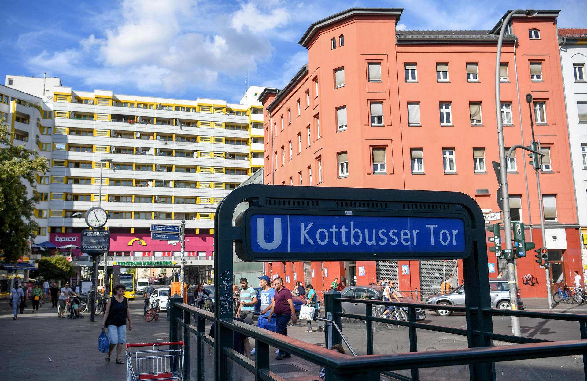 Blick auf das Kreuzberger Zentrum am Kottbusser Tor. 