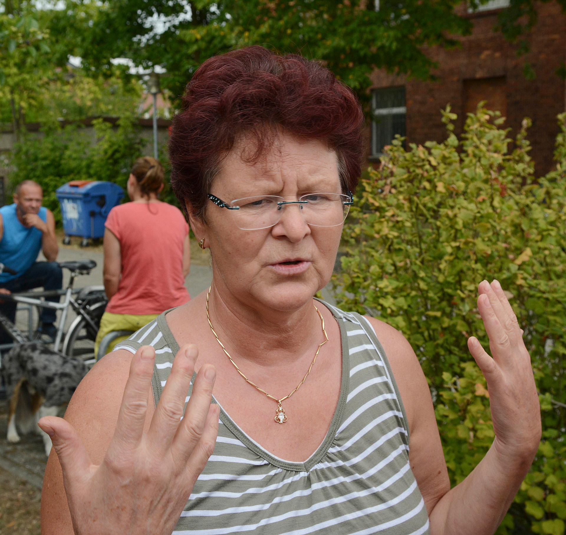 Anwohnerin Angelika Bobermin (62): „ Ich hätte vor der Evakuierung am liebsten alles aus meinem Haus mitgenommen.“