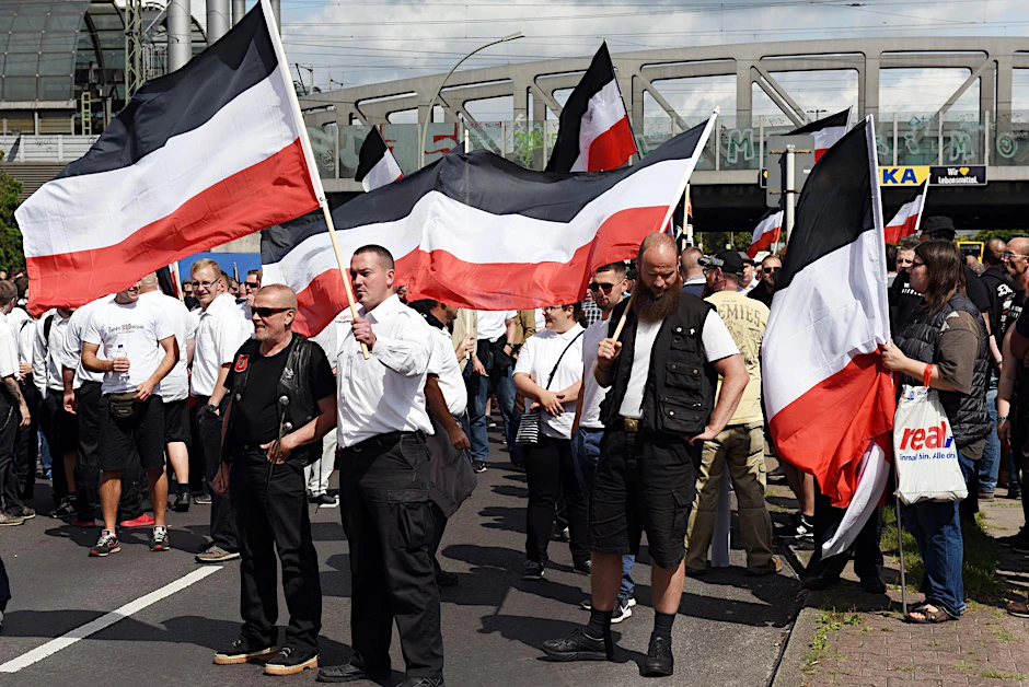 Teilnehmer der rechtsextremen Demo in Spandau am 19. August 2017.