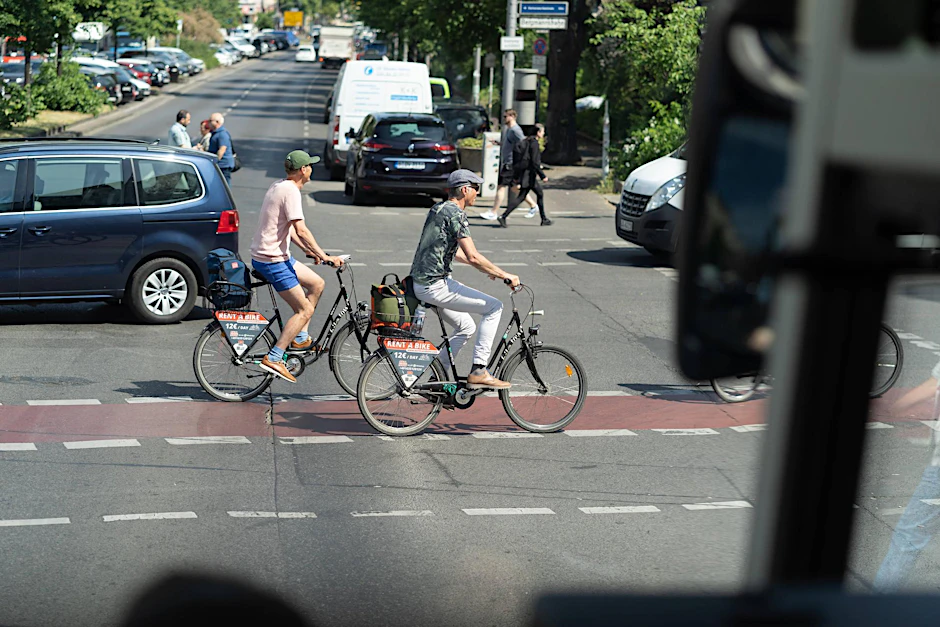 Der Verkehr auf dem Tempelhofer Damm.