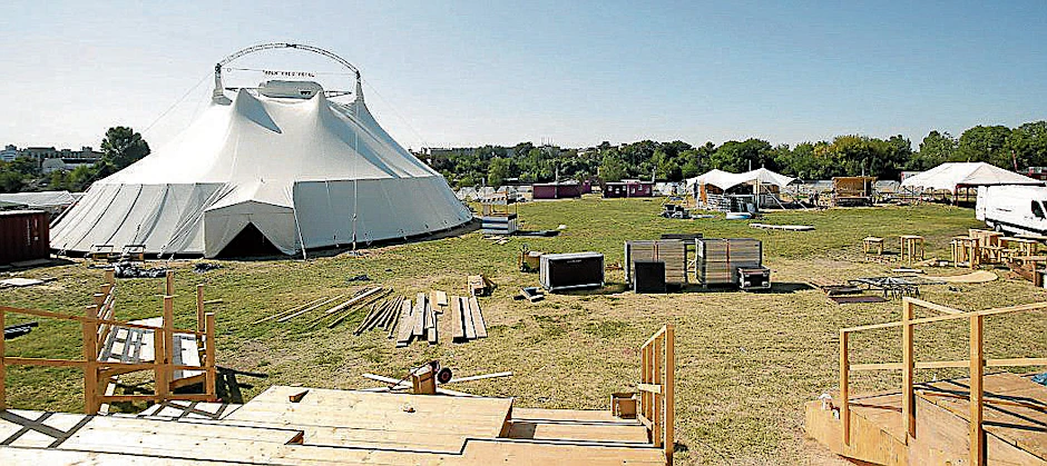 Auf dem Tempelhofer Feld gastiert in diesem Jahr zum vierten Mal das beliebte  Circus-Festival.