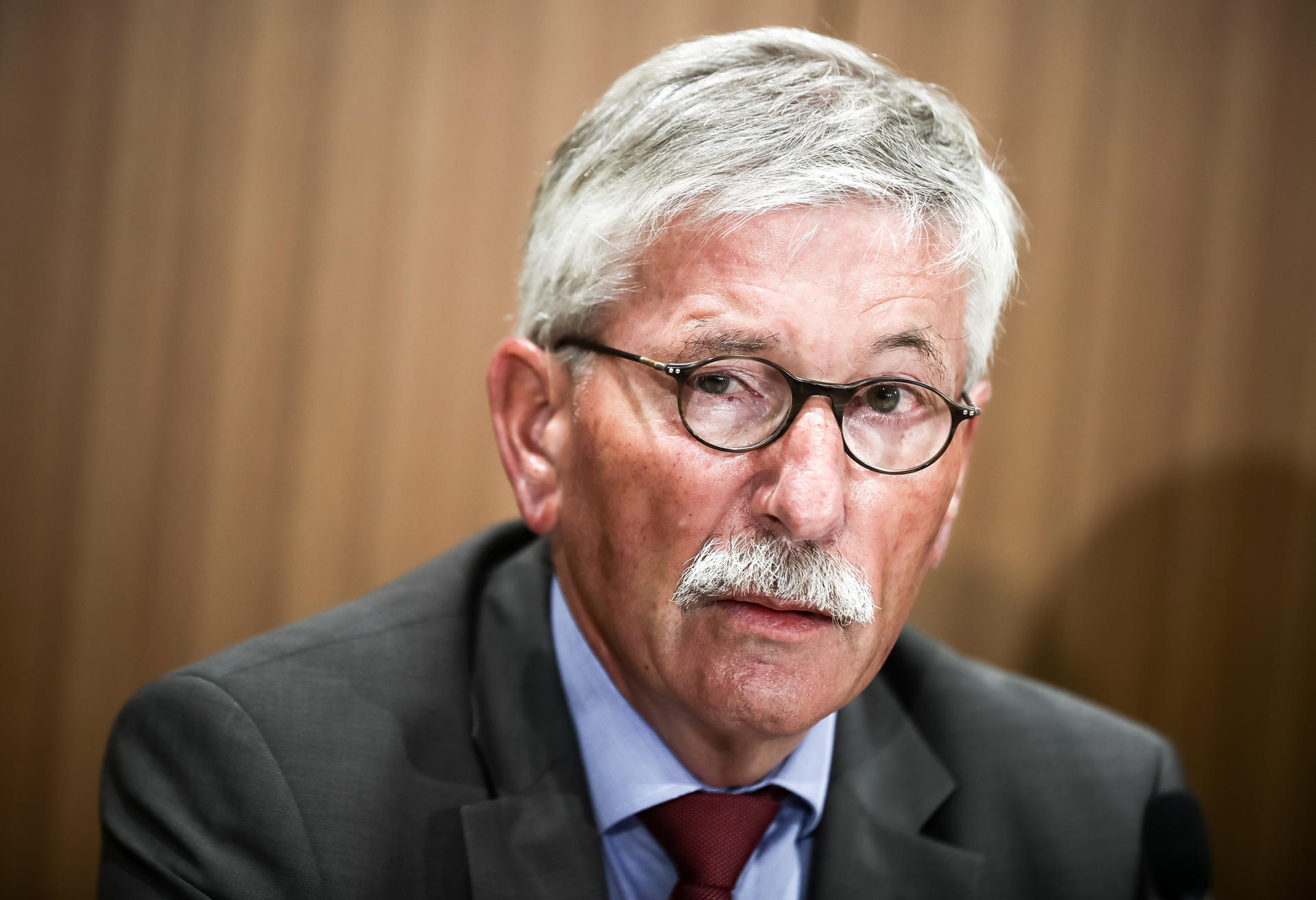 Image - Thilo Sarrazin: Schmeißen die Genossen ihn jetzt doch  aus der Partei?