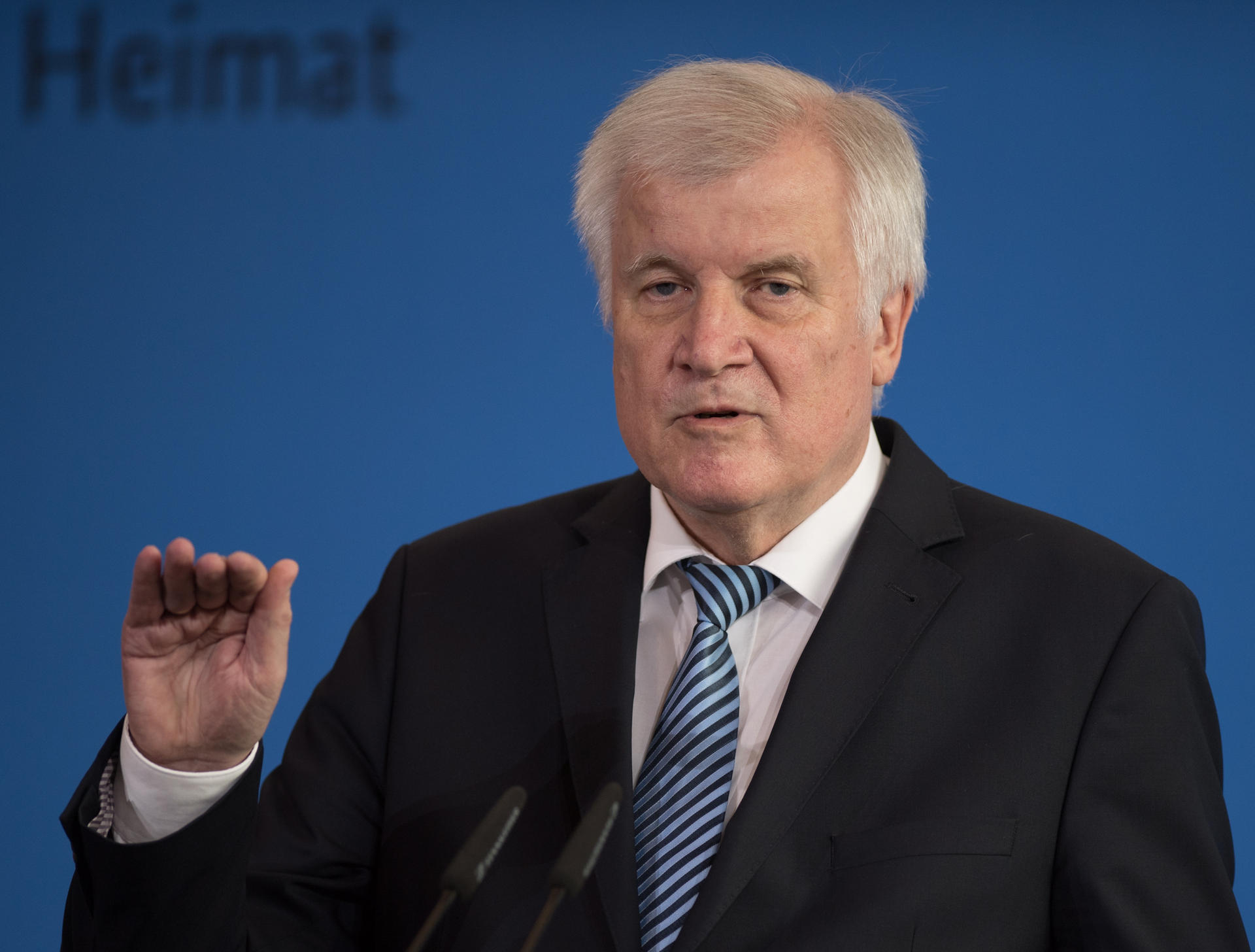 Image - Seehofer, Merkel, Maaßen: Können wir der Politik noch vertrauen?