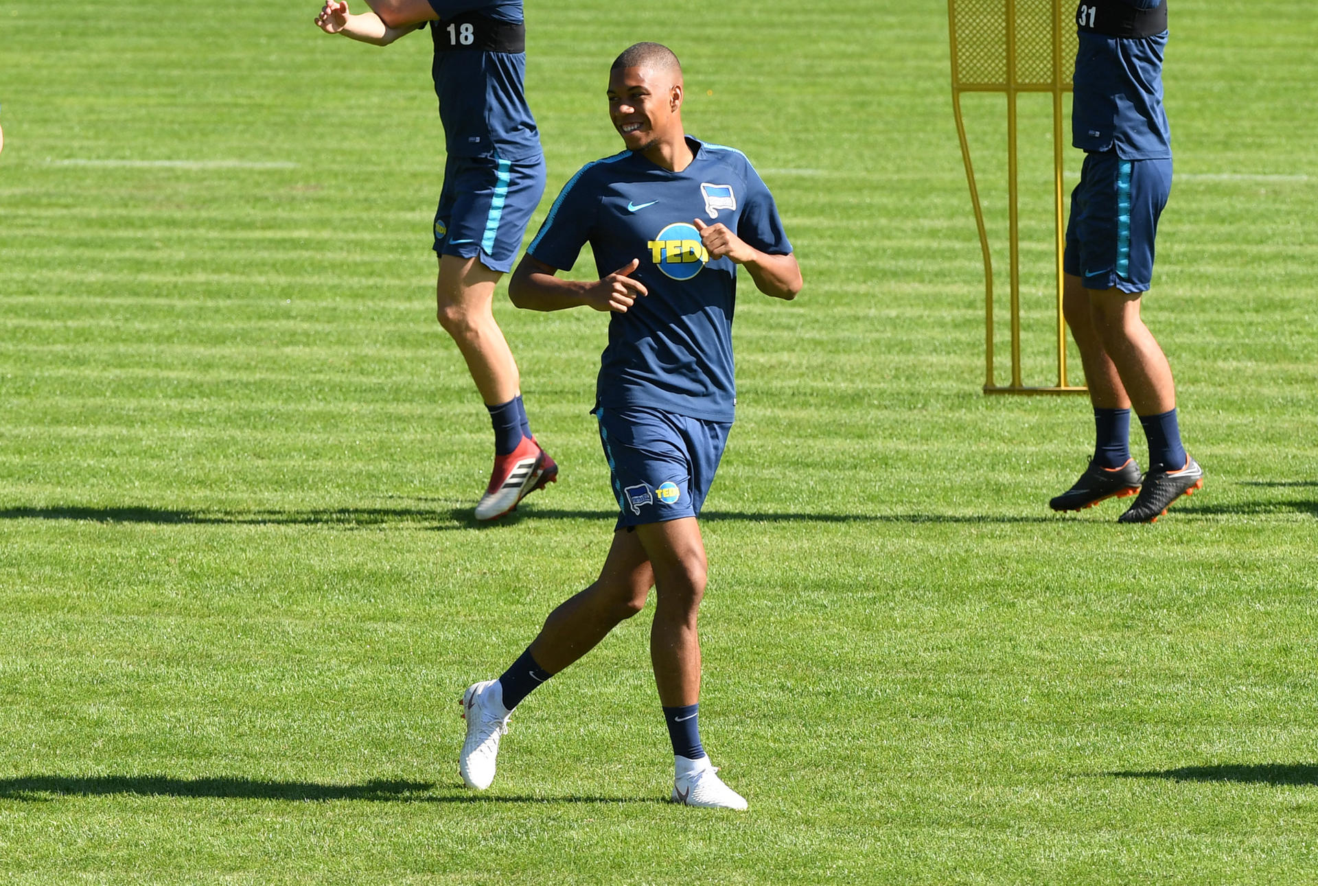 Mittelfeld-Spieler Sidney Friede (20) kam 2012 zu Hertha.