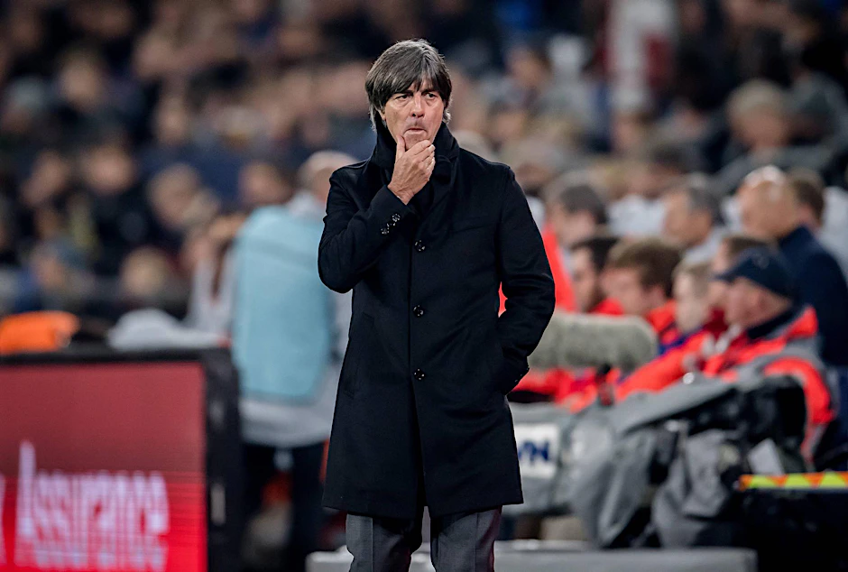 Hat in der Qualifikation für die EM 2020 einige knifflige Aufgaben zu lösen. Bundestrainer Joachim Löw. 