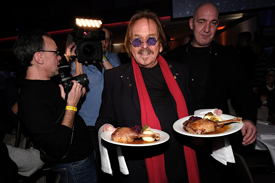 Für Frank Zander ist das Gänse-Essen immer noch ein Erlebnis. 