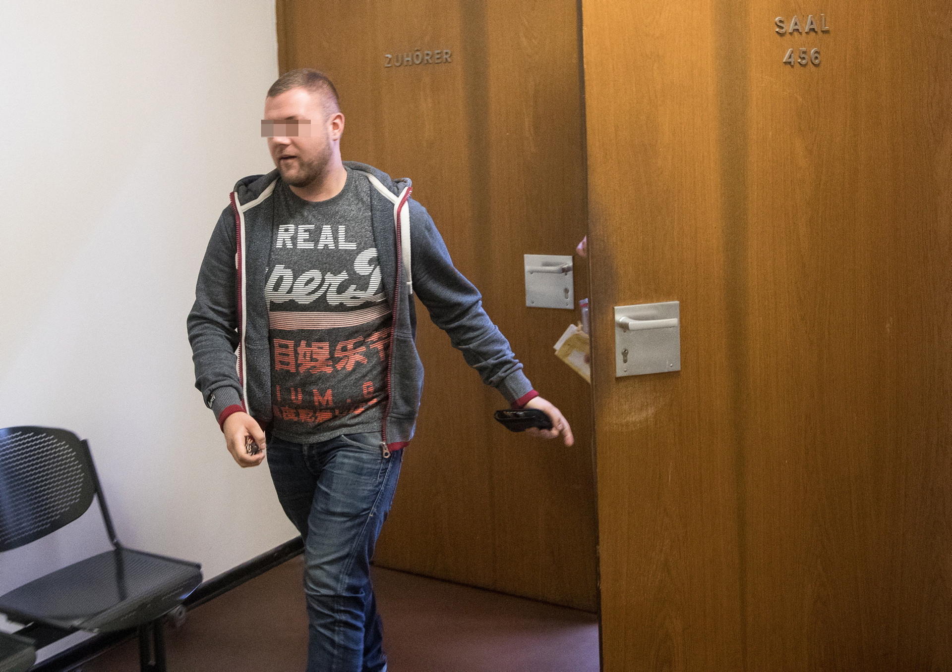 Der Beschuldigte Tobias T. (24) muss für den Pollenböllerversuch blechen. 