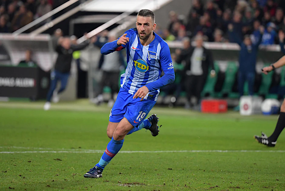 Weiß, wie man gegen den Club trifft: Herthas Kapitän Vedad Ibisevic. 
