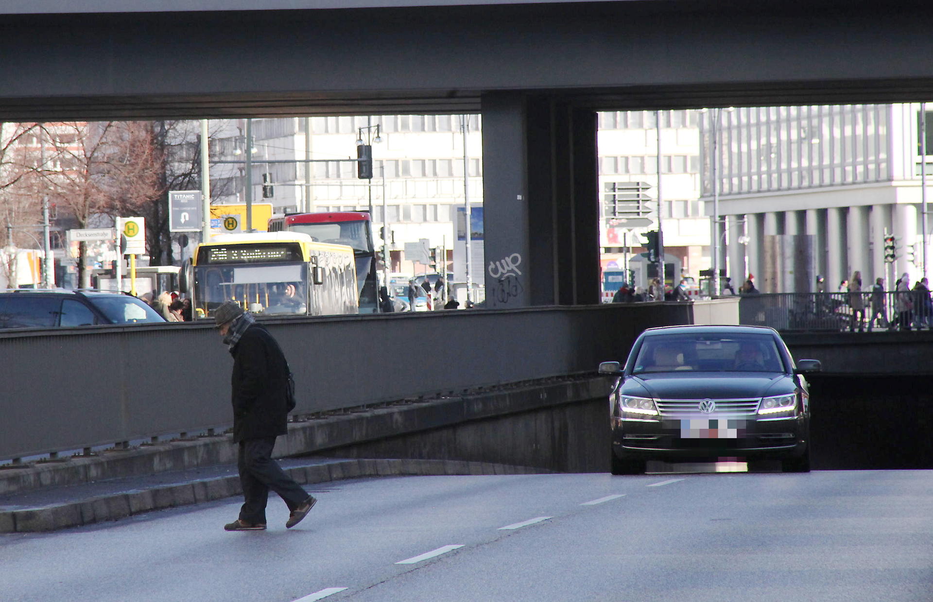 Image - Seid ihr alle  lebensmüde?: Todespiste Alex-Tunnel