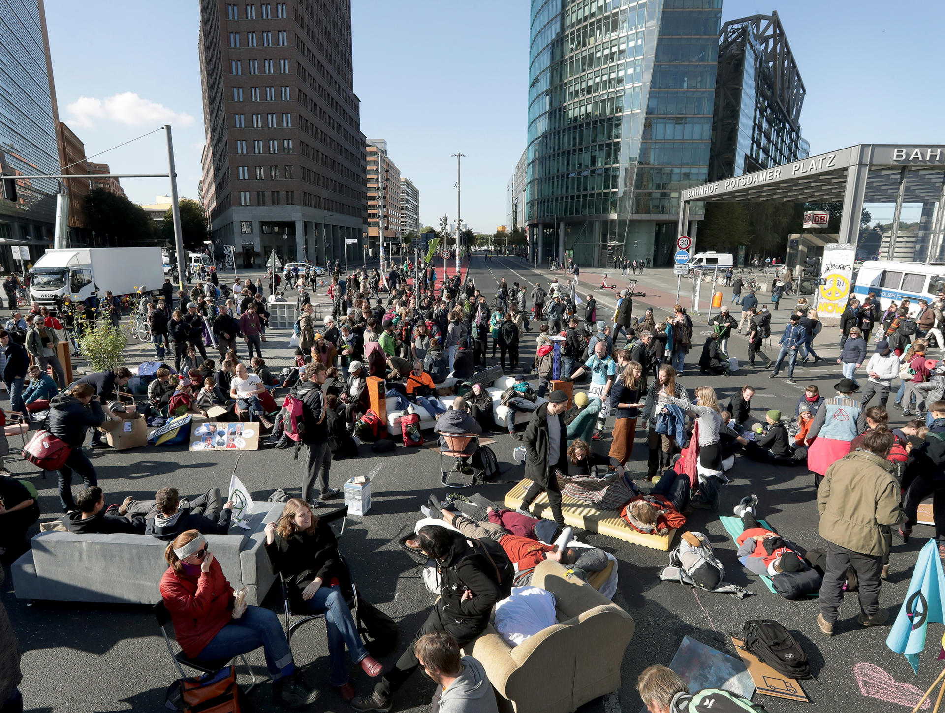 Image - Extinction Rebellion: Umweltschutzaktivisten in Berlin besetzen Siegessäule im Tiergarten
