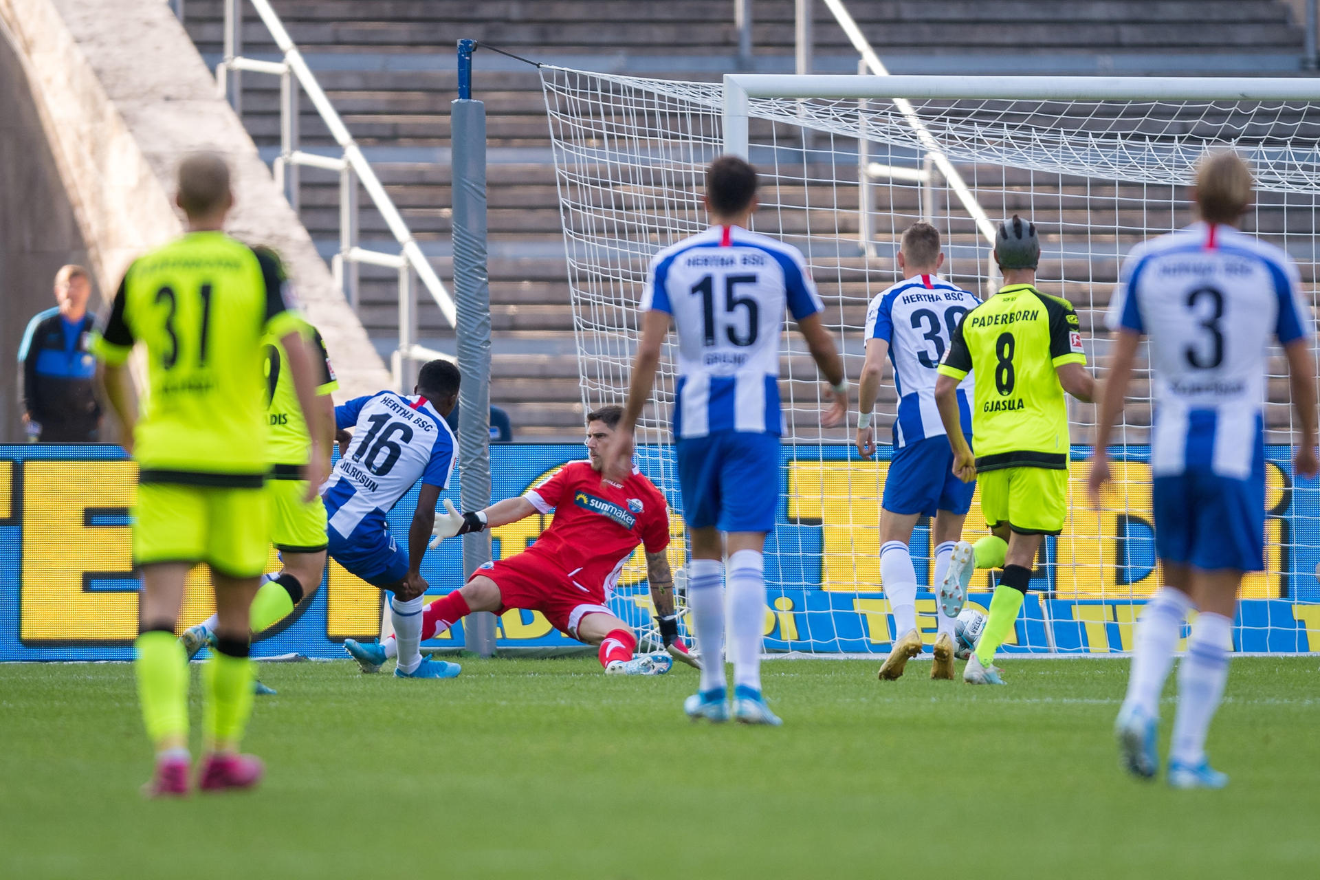 Image - Tor des Monats: Hat die ARD was gegen Herthas Dilrosun?