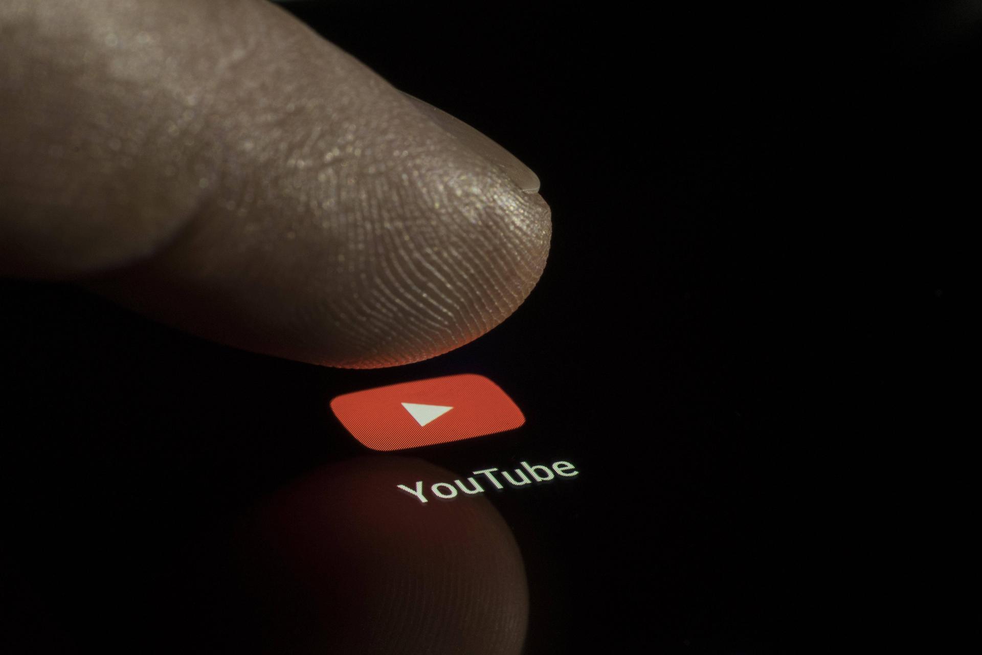 Image - Junus W.: Mehrere Mädchen missbraucht?: Youtube-Star Yo Oli aus Berlin verhaftet