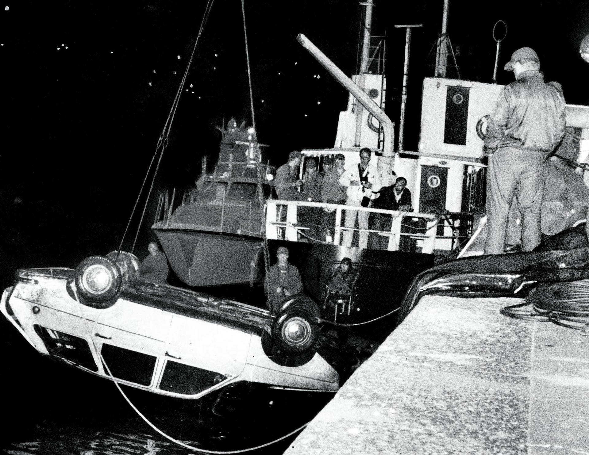 Image - Die Tote im Kanal: Musste eine Schwedin vor 35 Jahren wegen Rüstungsgeschäften in die DDR sterben?