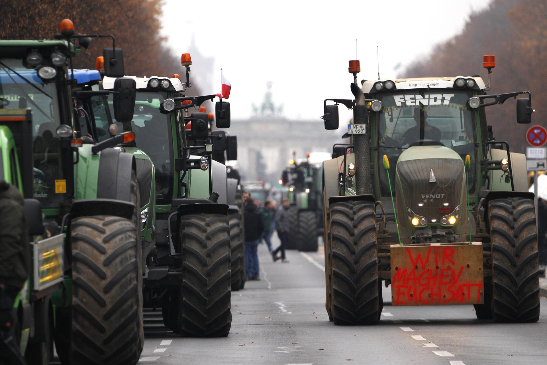 Image - So war der Bauern-Protest in Berlin: Trecker legen Berlin lahm