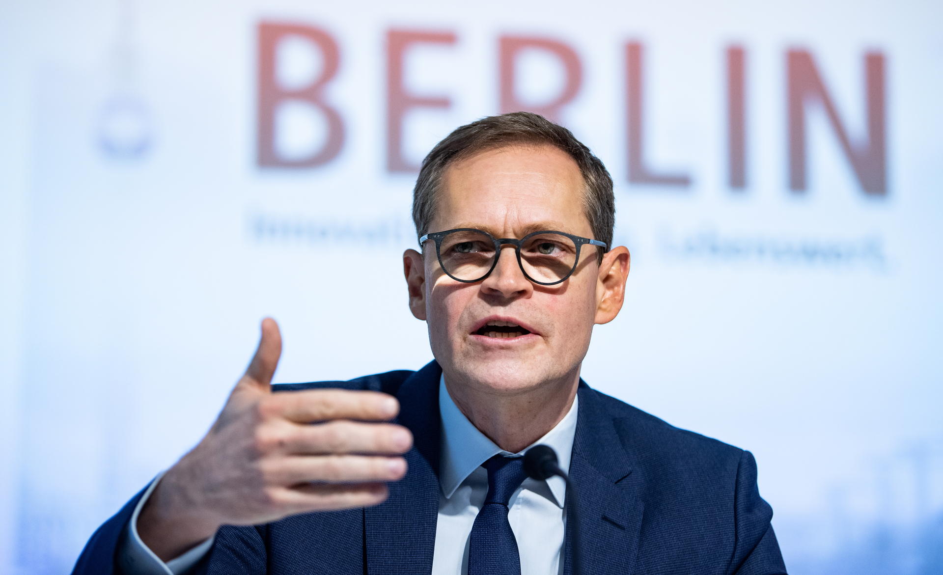 Image - Debatte um Immobilien-Riesen in Berlin: Bürgermeister Michael Müller ist gegen Enteignung