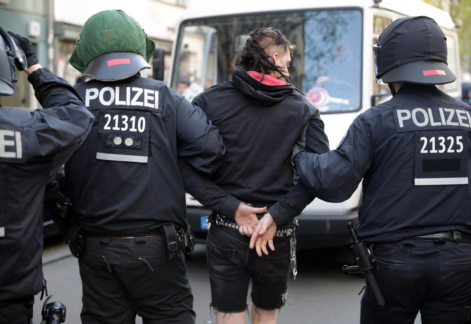 Image - Tumulte bei Demo in Berlin-Kreuzberg: CDU sieht Polizei-Kritiker "auf staatsfeindlichen Abwegen"