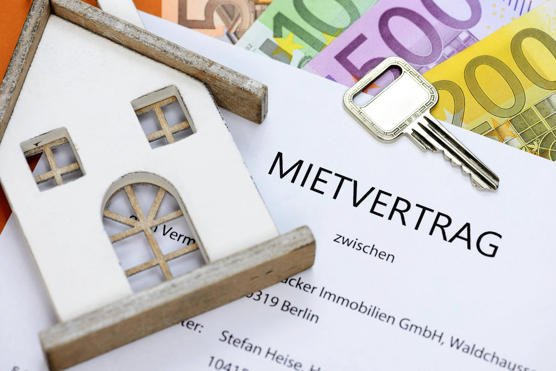 Razzia In Mv: Die Wichtigsten Fragen Und Antworten Zum Afd Skandal! - rtb28hg