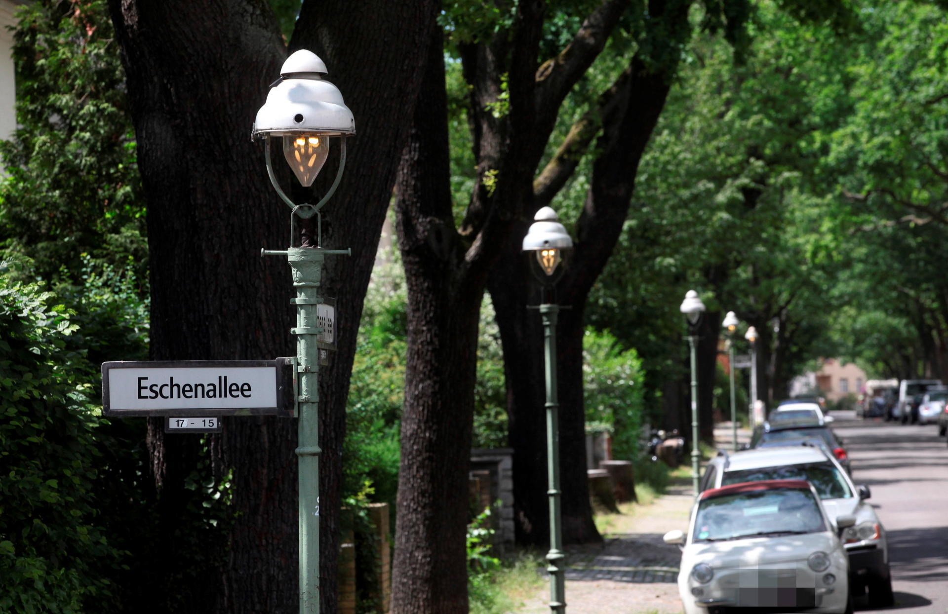 Image - Keine Sperrstunde: Darum leuchten Berlins Gaslaternen auch tagsüber