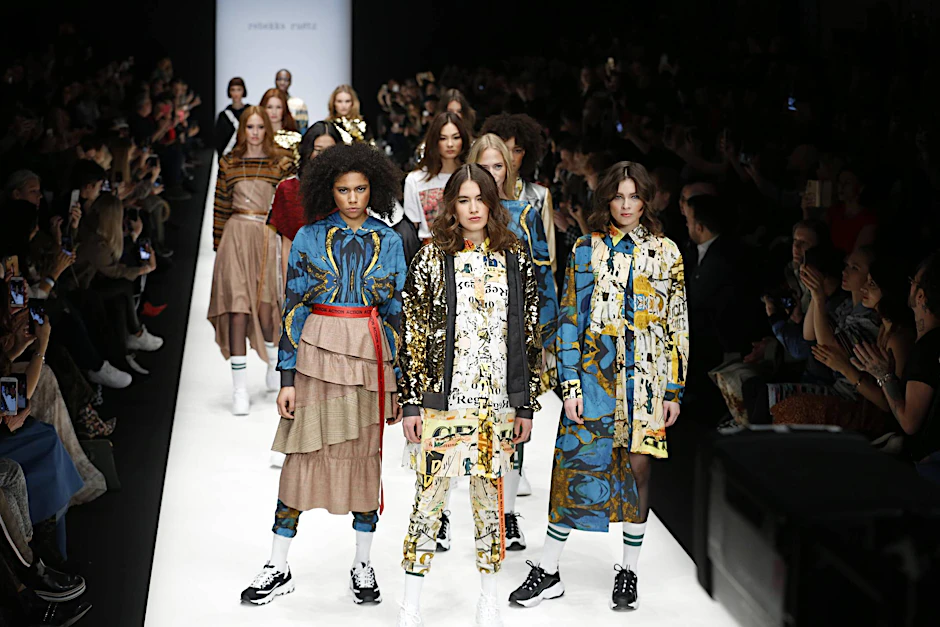 Eine Fashion Show der Designerin Rebekka Ruétz, die im Januar 2019 in Berlin stattfand. 