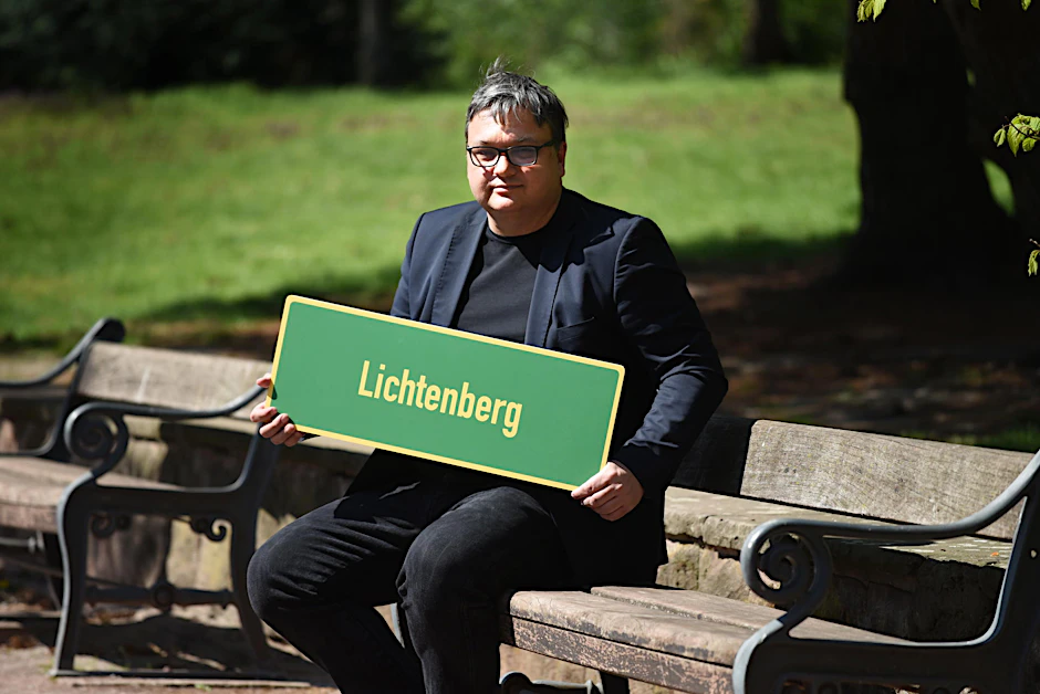 Michael Grunst (Linke) regiert seit Ende 2016 in Lichtenberg als Bürgermeister. Dort lebt der 49-Jährige seit 1980. 