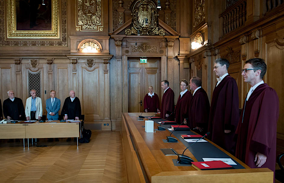 Sie haben das Richtige getan: der Berliner Arzt Christoph Turowski (r.) und sein Hamburger Kollege Johann Friedrich Spittler wurden freigesprochen.