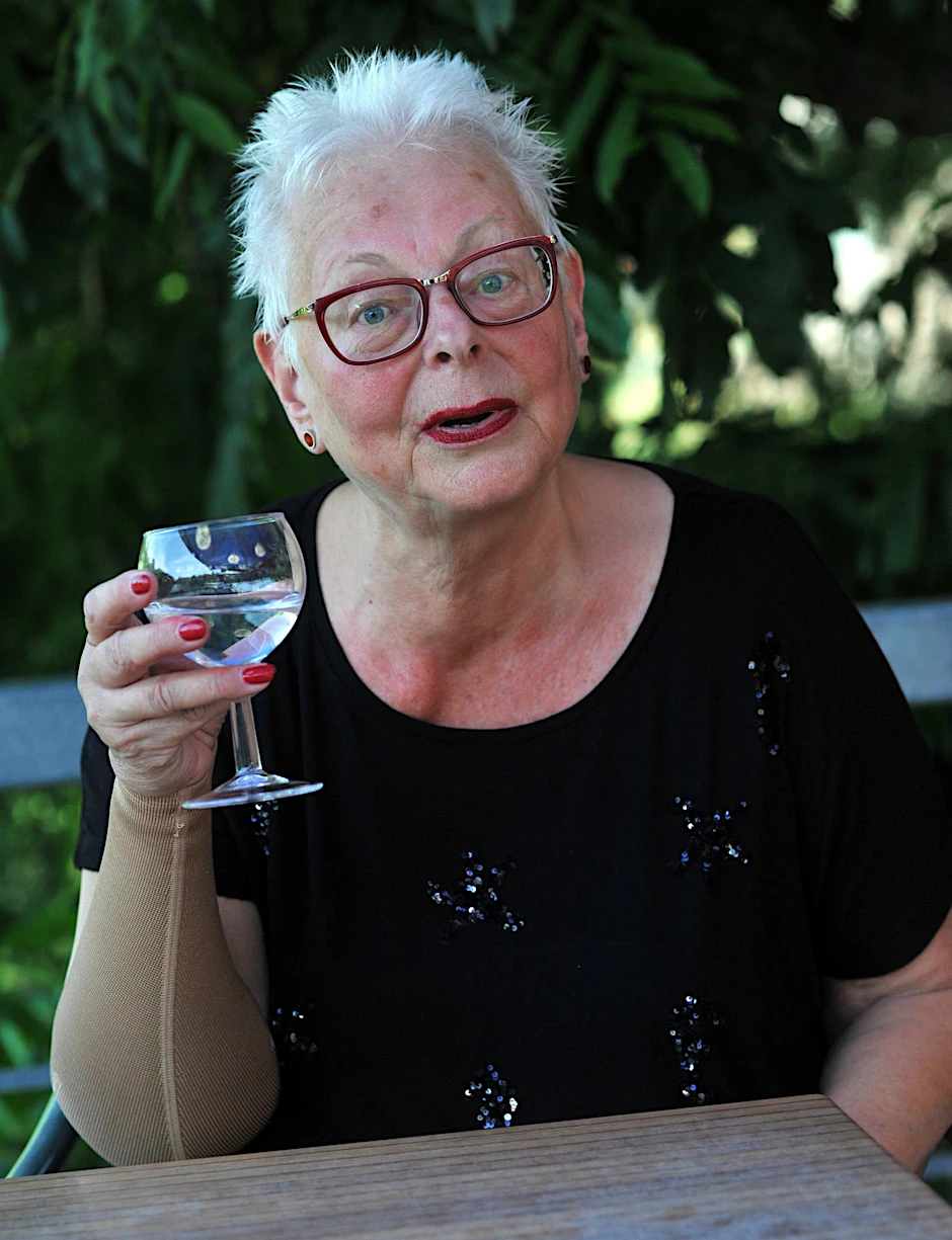 Der KURIER half: Durch die gute Nachricht geht es Christel Humphreys (68) jetzt schon ein bisschen besser. „Ich schöpfe wieder Hoffnung, dass sich mein Zustand verbessert."
