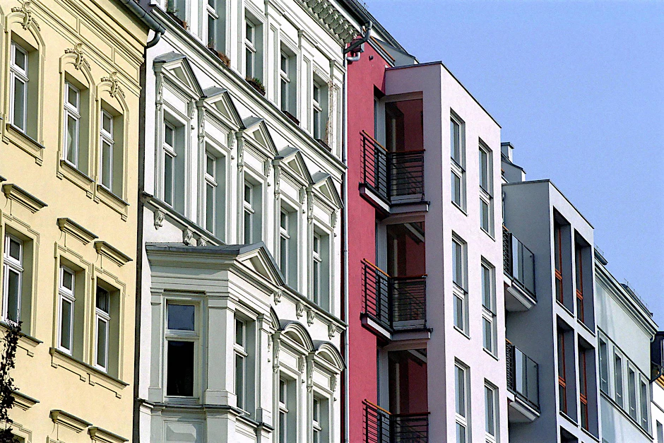 Teuer sind Eigentumswohnungen in der City sowie im Südwesten Berlins, günstig am Stadtrand (Symbolbild).