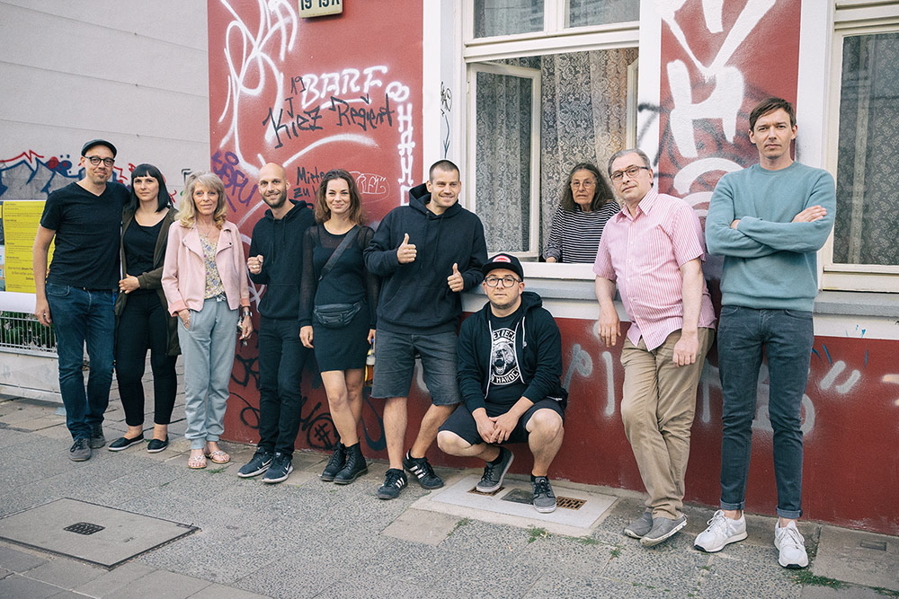 Sie setzen auf Hilfe durch die Politik: Die Bewohner des Hauses Holteistraße 19/19a.