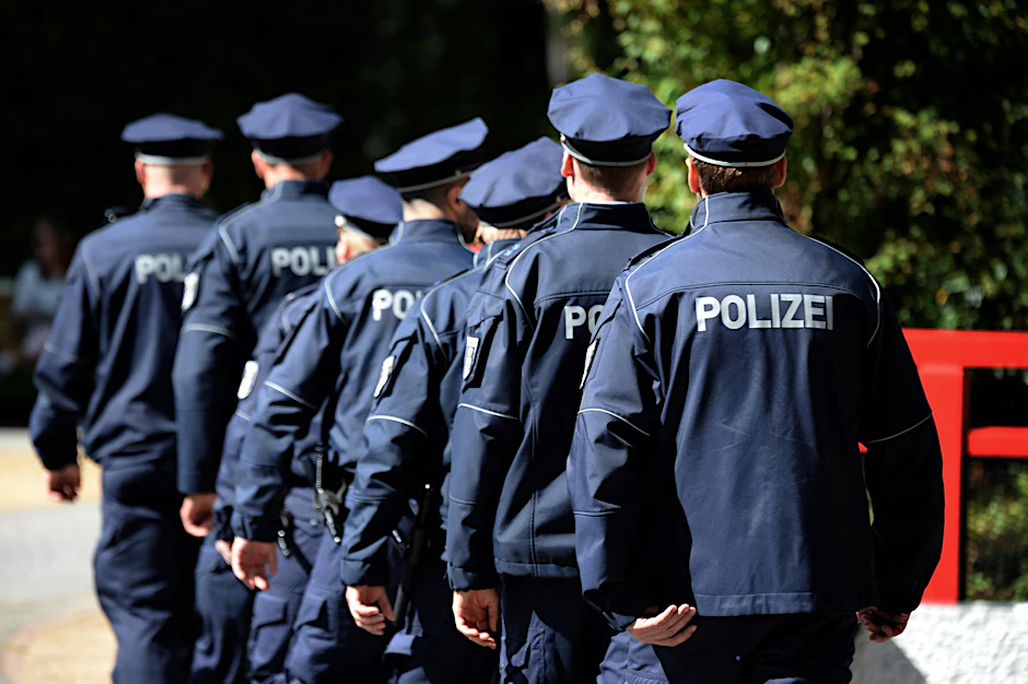 Rotation in den Abschnitten soll rechtslastige Einstellungen bei den Beamten erschweren.