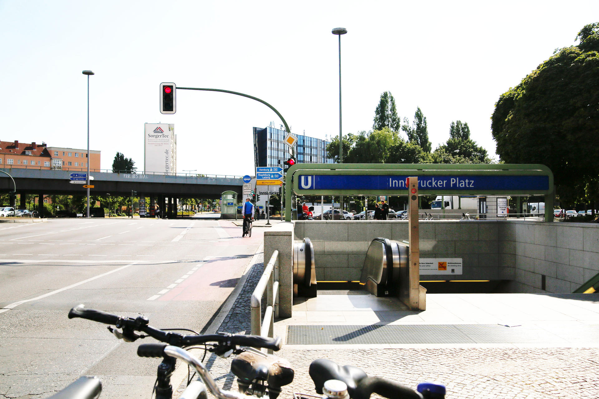 Der Innsbrucker Platz in Schöneberg - unter ihm befindet sich eine Welt für sich. 