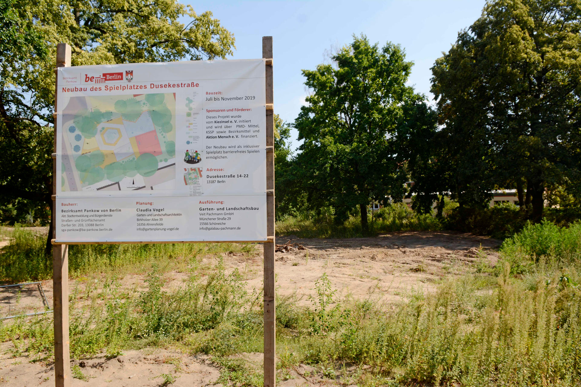 Der marode Spielplatz an der Dusekestraße wird jetzt komplett neu gebaut. 
