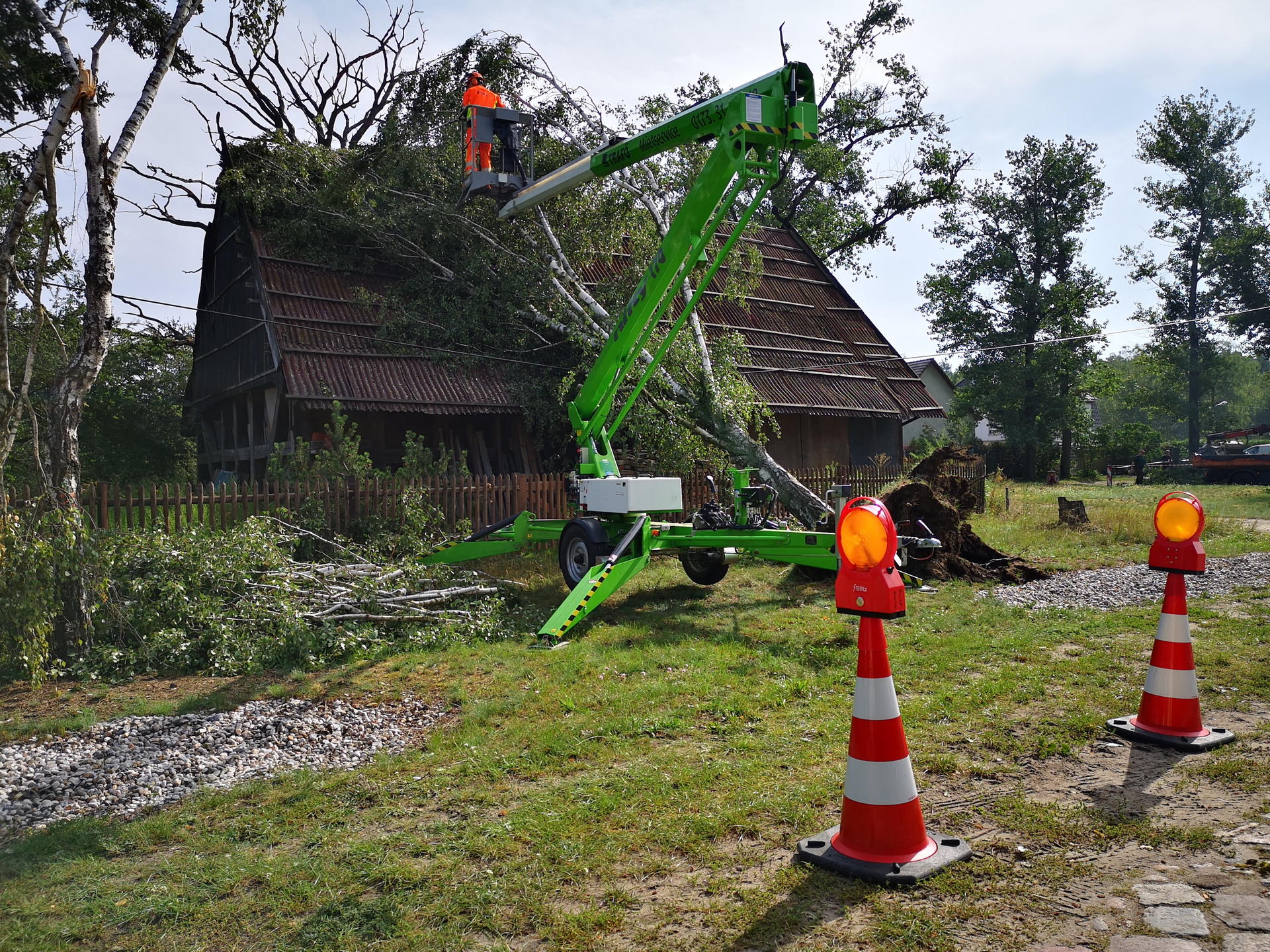 Image - Streit um Tornado oder Fallböe in Klaistow: Dicke Luft zwischen den DWD-Meteorologen