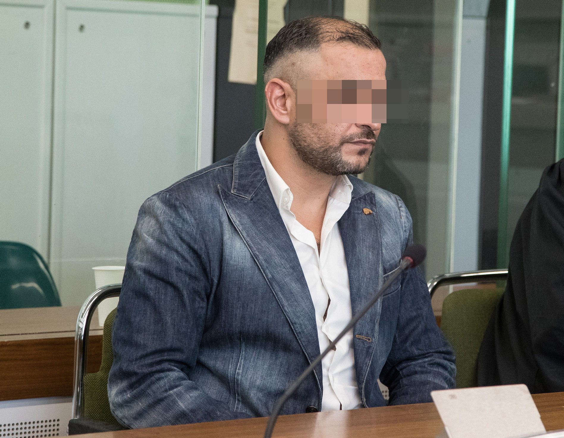 Image - Prozess gegen Bassan C.: Der Pistolenmann, der aus einem fahrenden Auto auf seinen Verwandten schoss