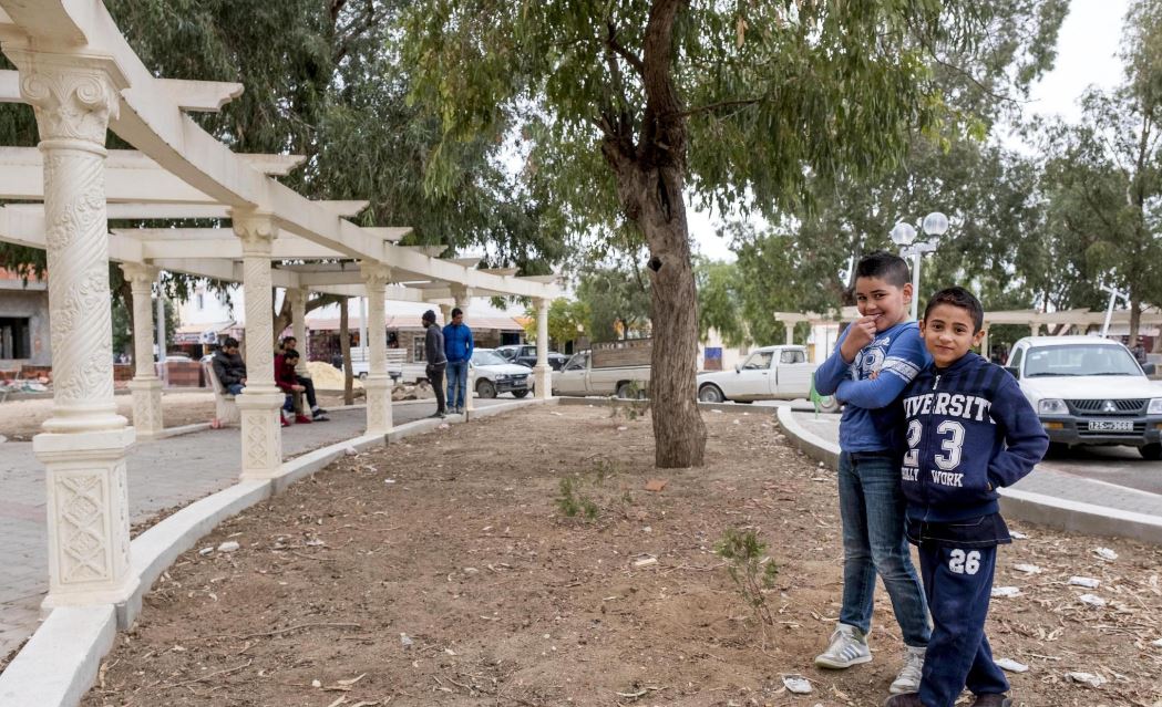 Die Perspektivlosigkeit im Ort nimmt der Jugend die Zukunft. Rund 40 junge Männer aus der Region sollen als IS-Kämpfer nach Libyen und Syrien gegangen sein. 