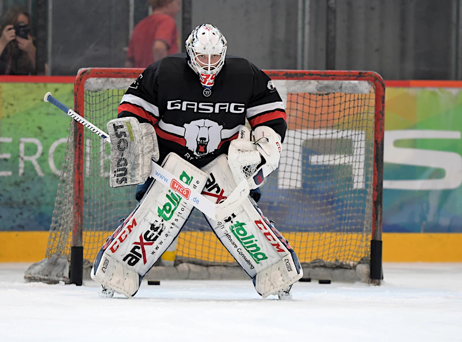 Neue Saison, neuer Anlauf: Eisbären-Keeper Marvin Cüpper.