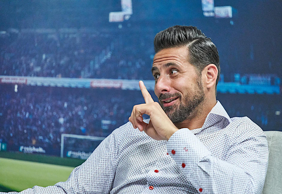 Vorsicht! Claudio Pizarro könnte wieder treffen.