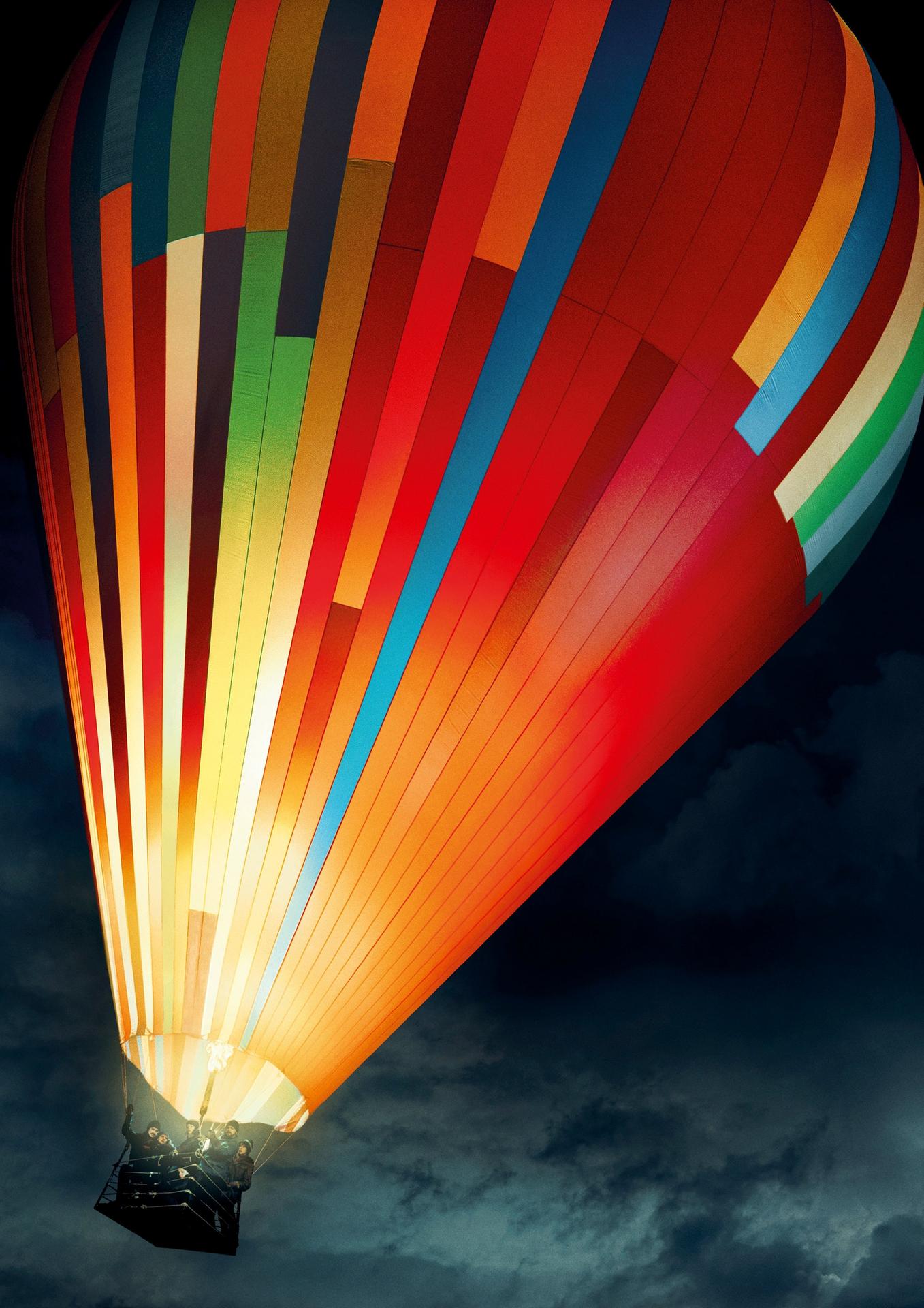 Die Ballonflucht, so wie sie im Film „Ballon“ (2018) zu sehen ist.