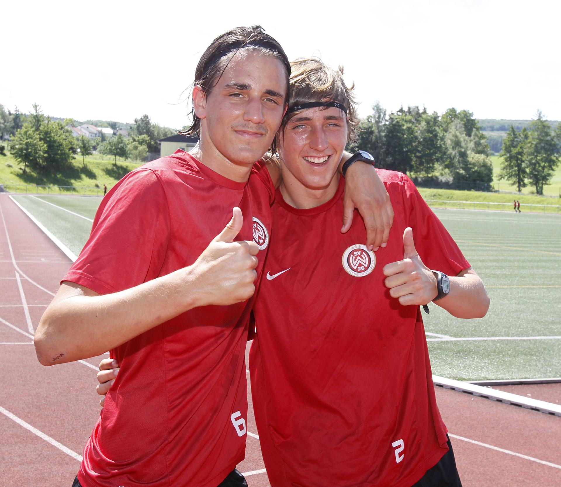 Benjamin und Florian Hübner vor neun Jahren beim Laktattest des SV Wehen-Wiesbaden. 
