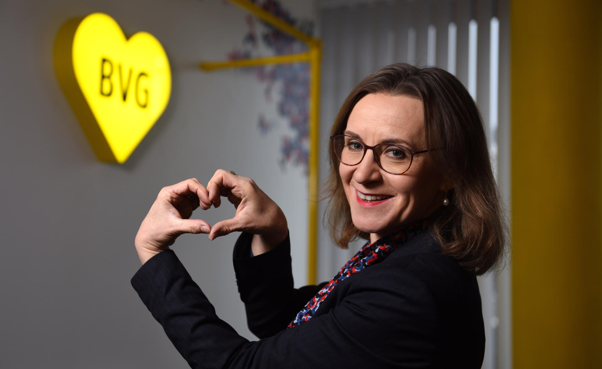 Mach’ uns das Herz! „Weil wir Dich lieben“ heißt der Slogan der BVG. Viele Berliner fühlen sich allerdings von der BVG nicht zurückgeliebt. 