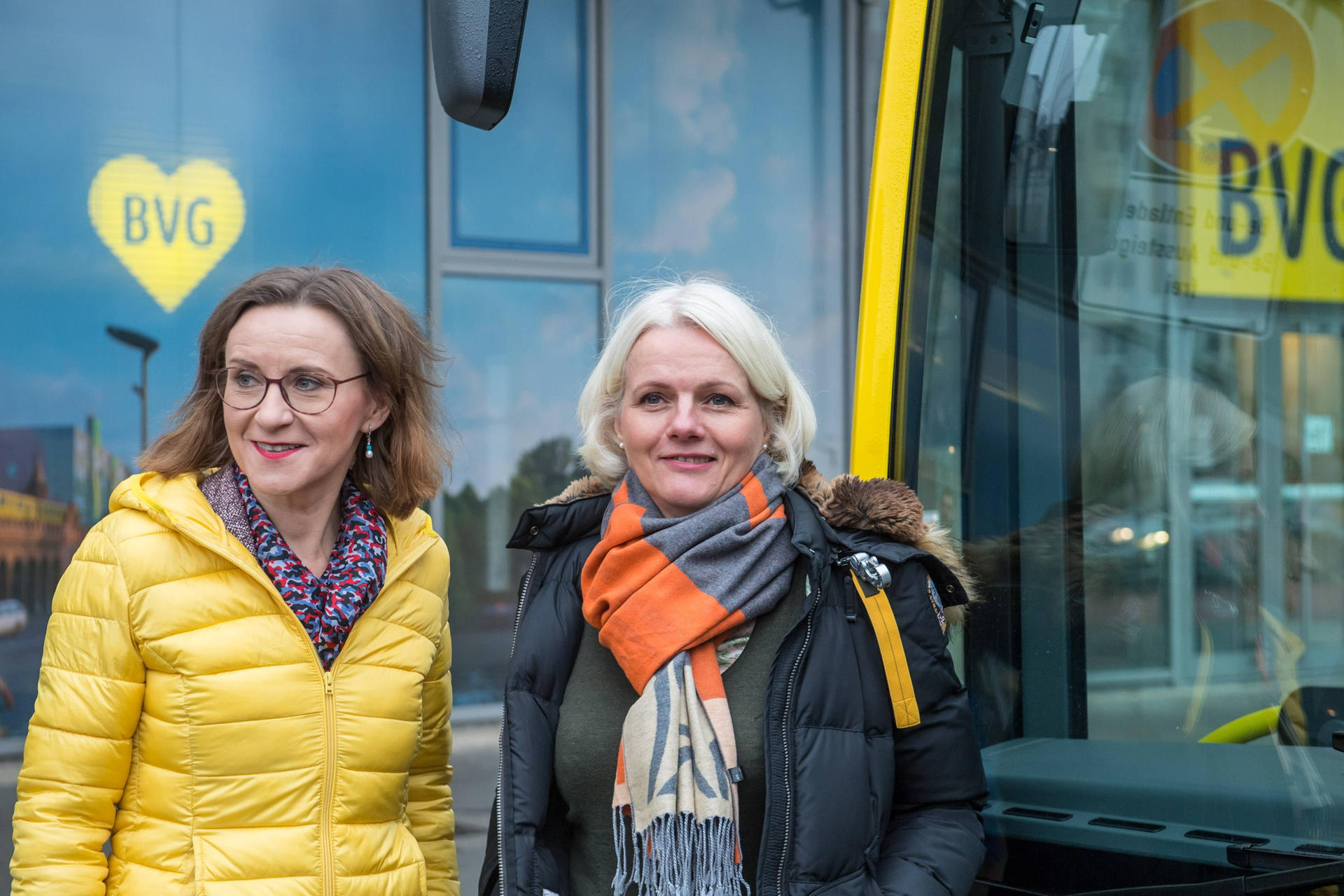 Sigrid Nikutta und Verkehrssenatorin Regine Günther. 