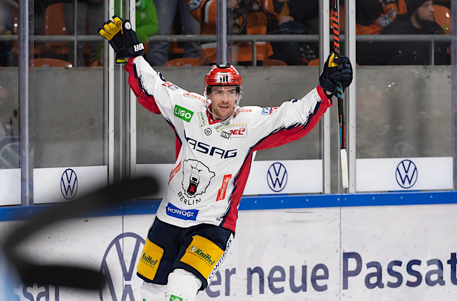 Marcel Noebels ist mit zwölf Toren bester Eisbären-Torjäger.