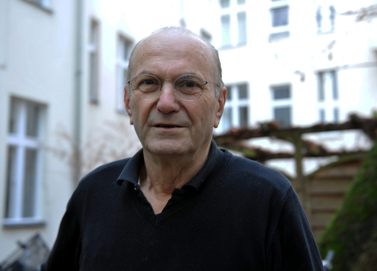 Die Anwohner sind entnervt: Mathias Ramsauer ärgert sich über das Müllproblem und will mit dem Stadtrat über Lösungen sprechen.