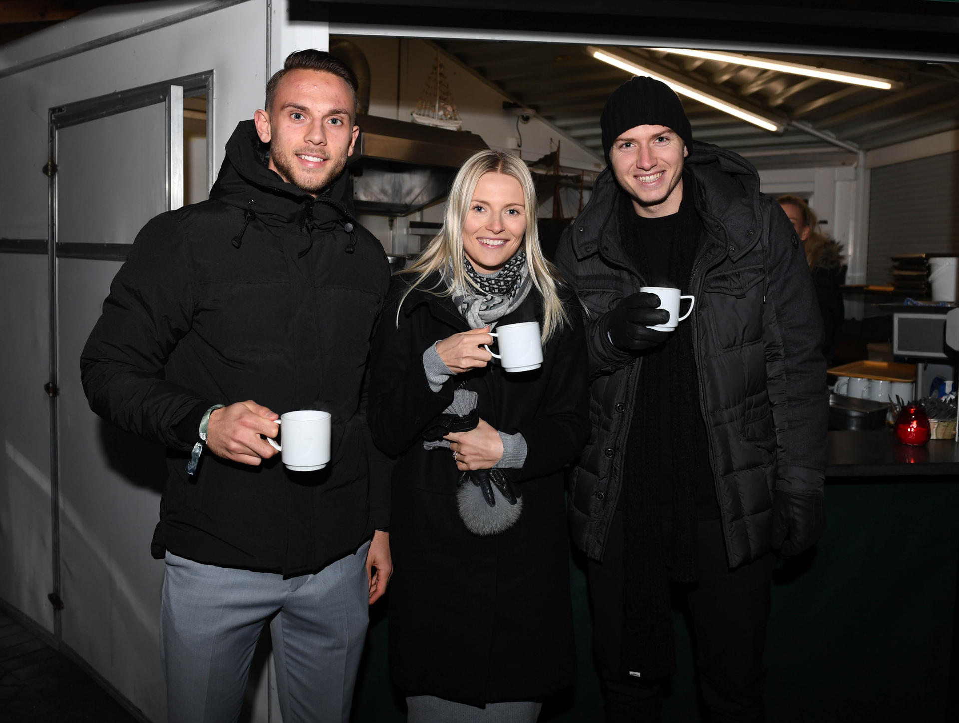 Dansk Connection: Marcus Ingvartsen mit seiner Verlobten Simone Becker und Landsmann Jakob Busk.