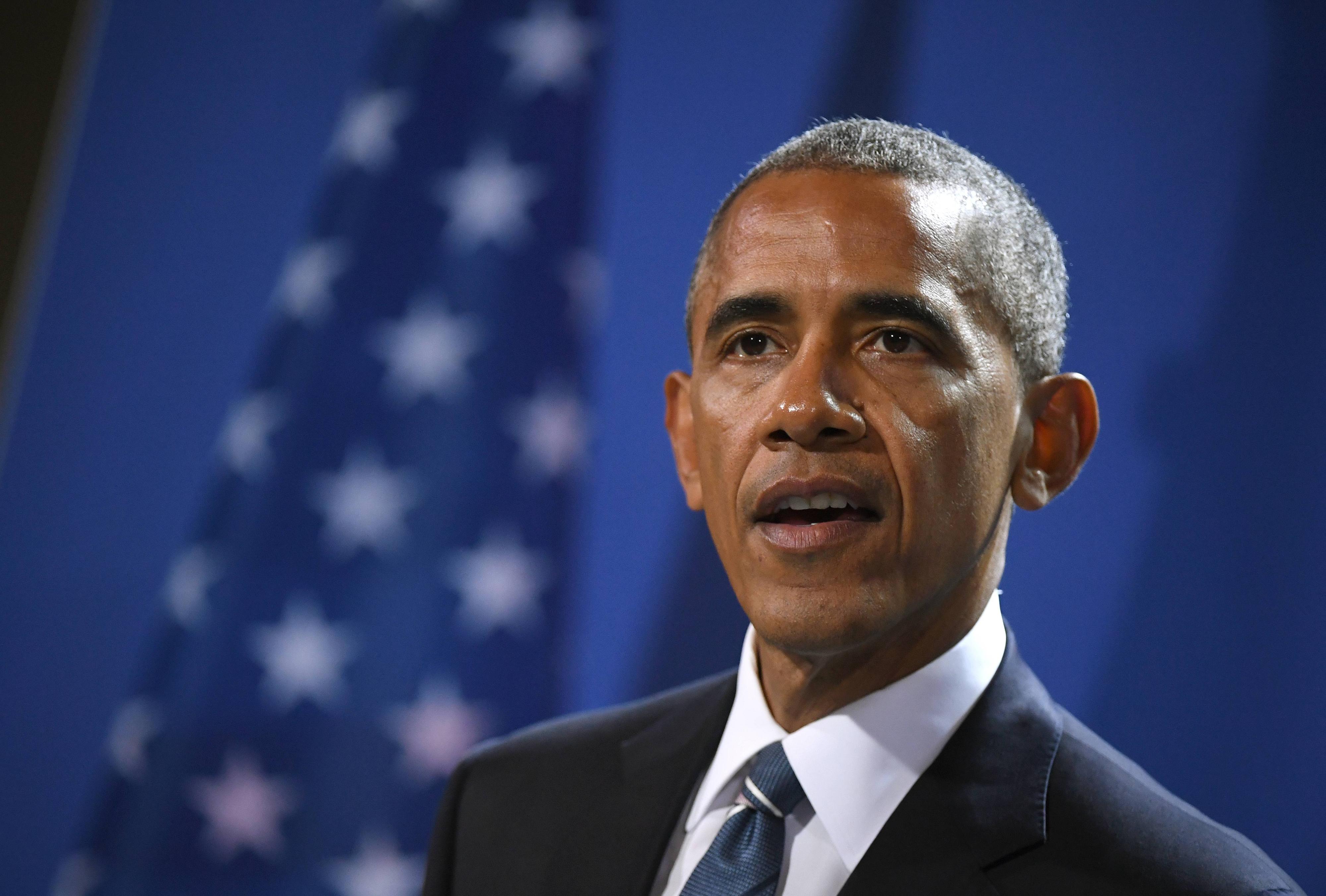 Image - Barack in Berlin: Please give me hope, Obama!