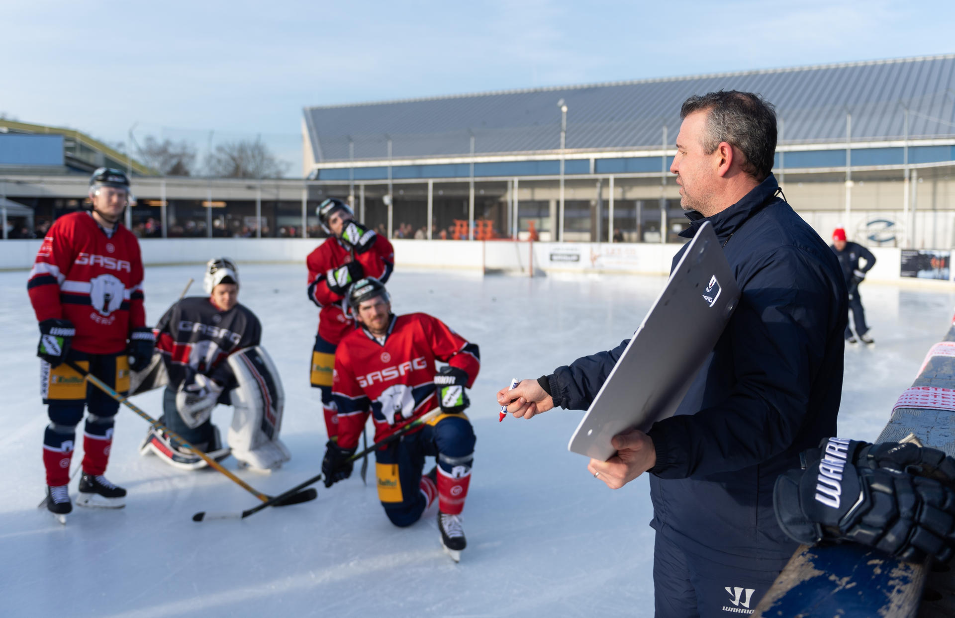 EisbärenTrainer Serge Aubin macht klar Wir brauchen keinen Neuen