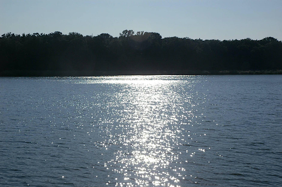 Der malerische Müggelsee im schönen Köpenick. Auf dem Grund schlummert Unheil.