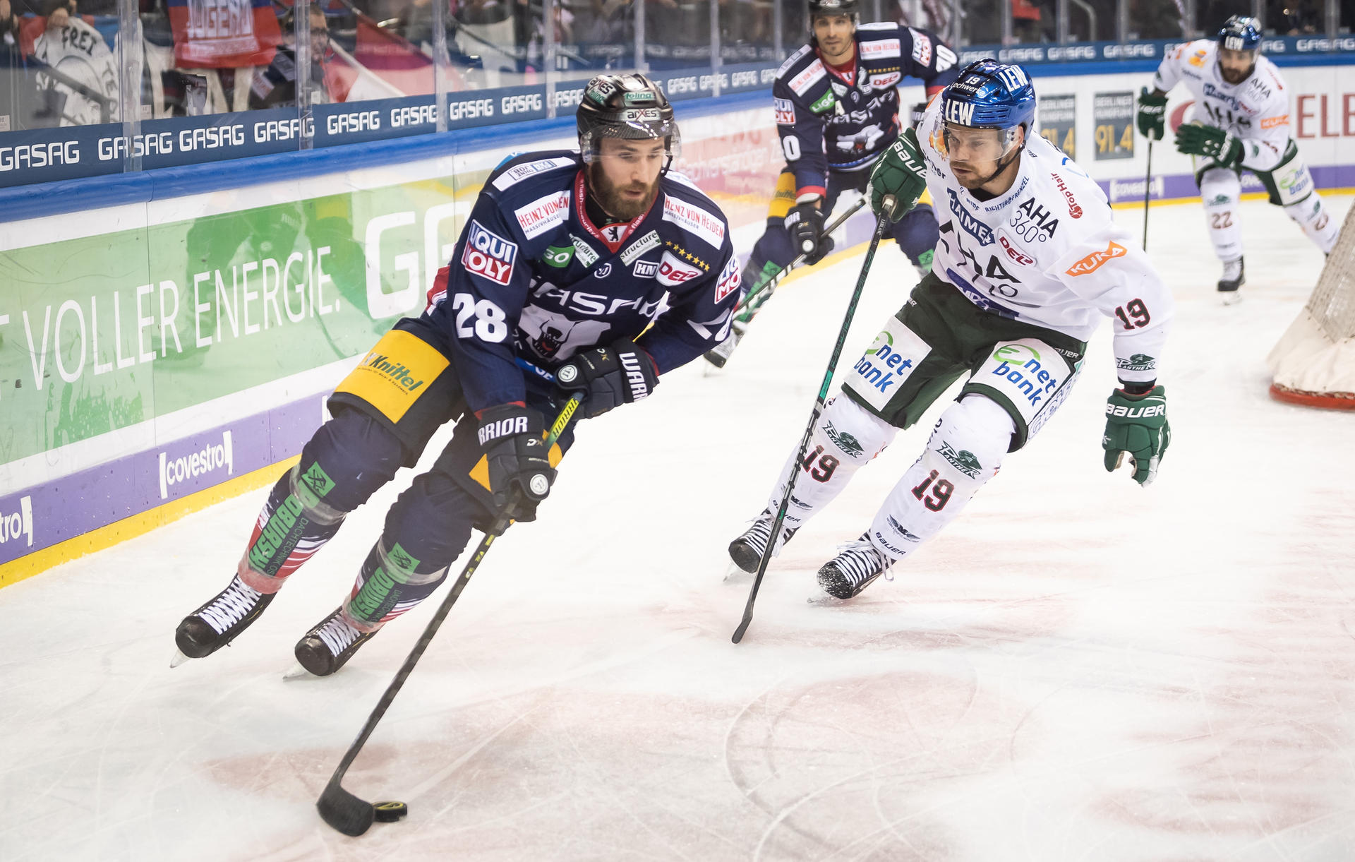 Image - Olver, Ramage, Reichel, Ferraro: Viermal frische Eisbären-Power