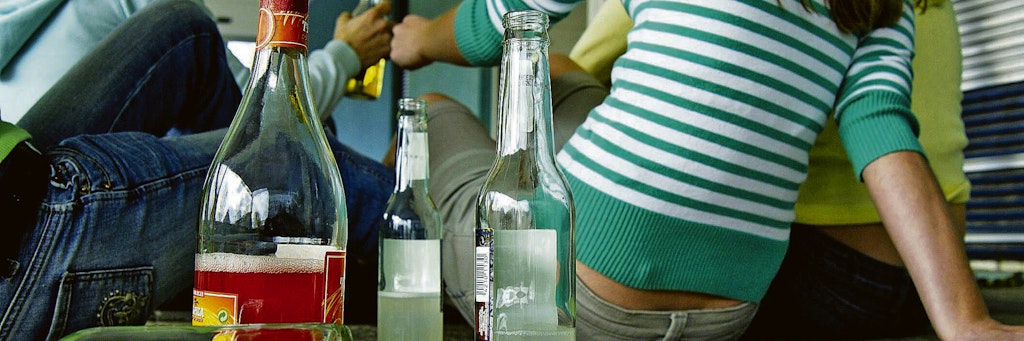 20.500 Kinder und Jugendliche landeten 2018 mit einer Alkoholvergiftung in einer Klinik.